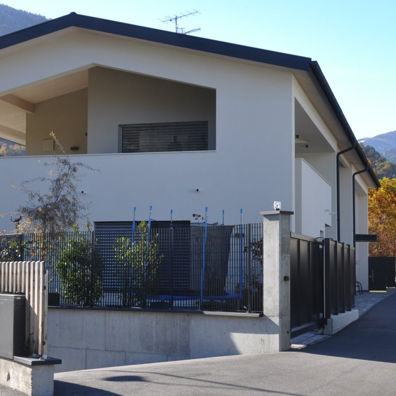 Mehrfamilienhaus A