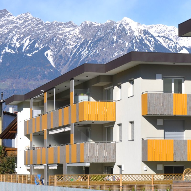 Mehrfamilienhaus H